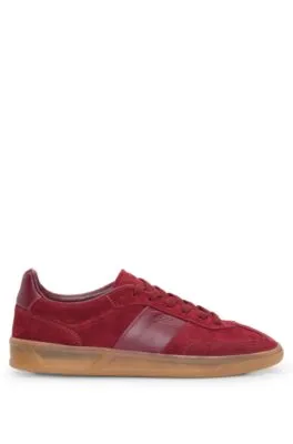 Low-top trainers in leather and suede