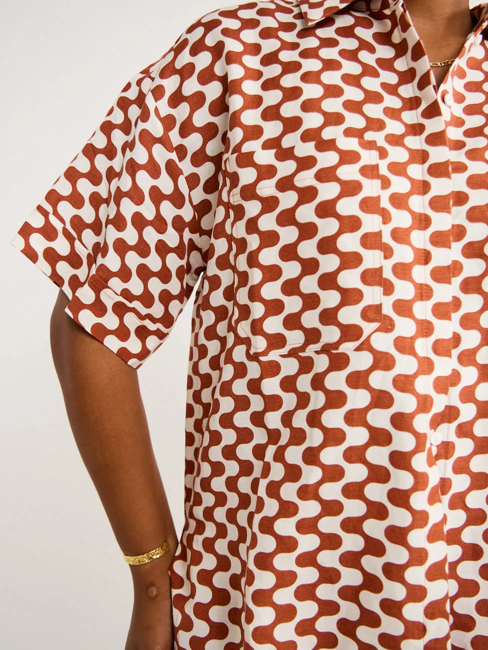 Shona Joy Marmo Short Sleeve Relaxed Shirt in Brick/Cream