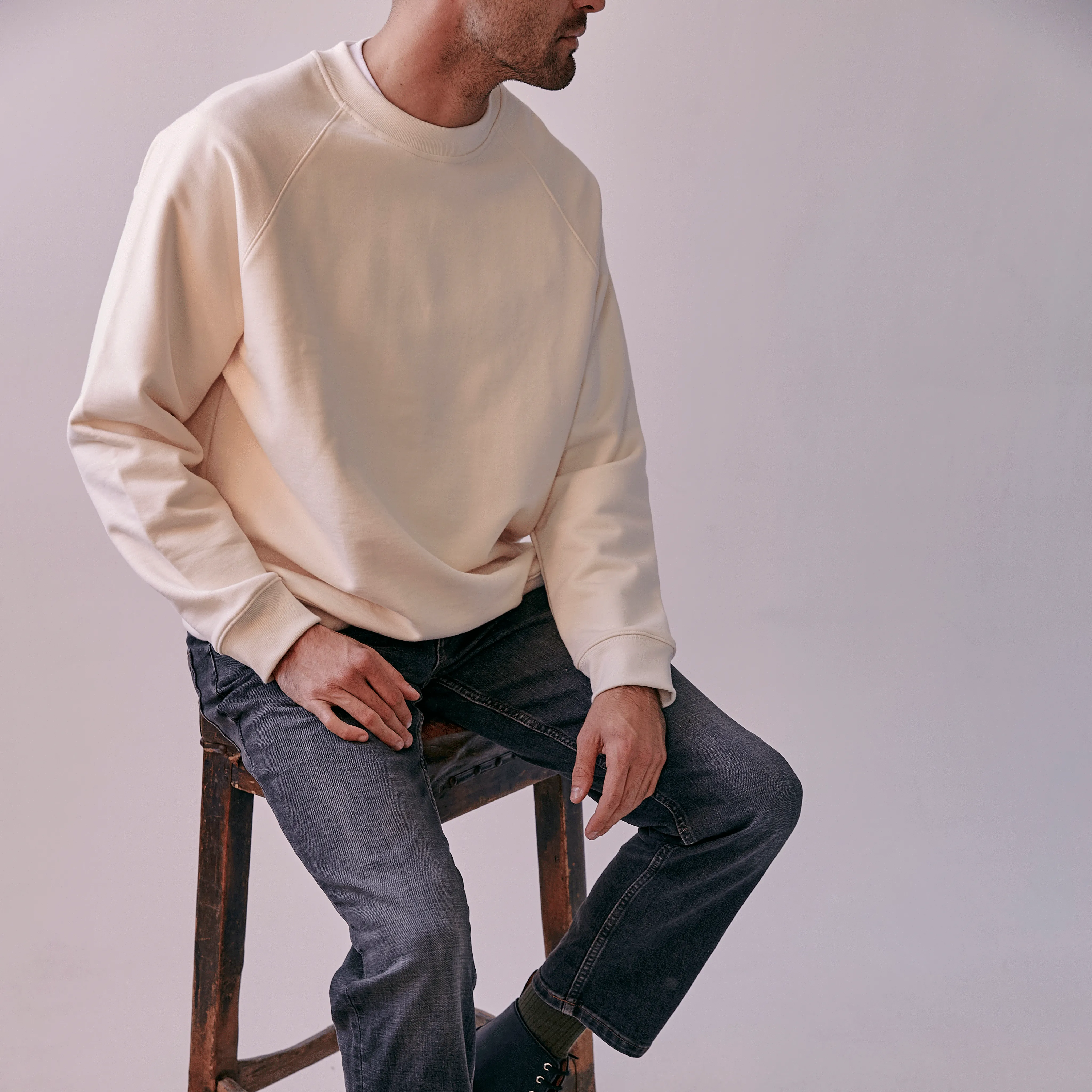 SWEATSHIRT // ECRU
